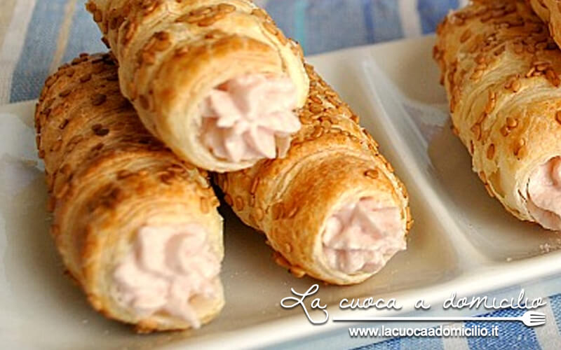 Cannoli con crema al prosciutto cotto