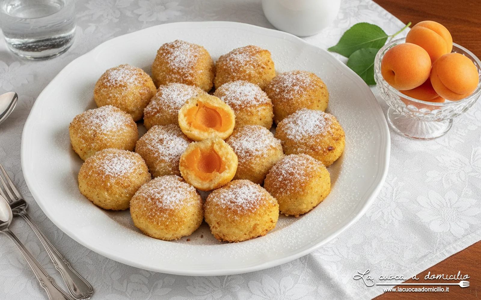 Canederli di Albicocche (Marillenknödel) (Trentino-Alto A...
