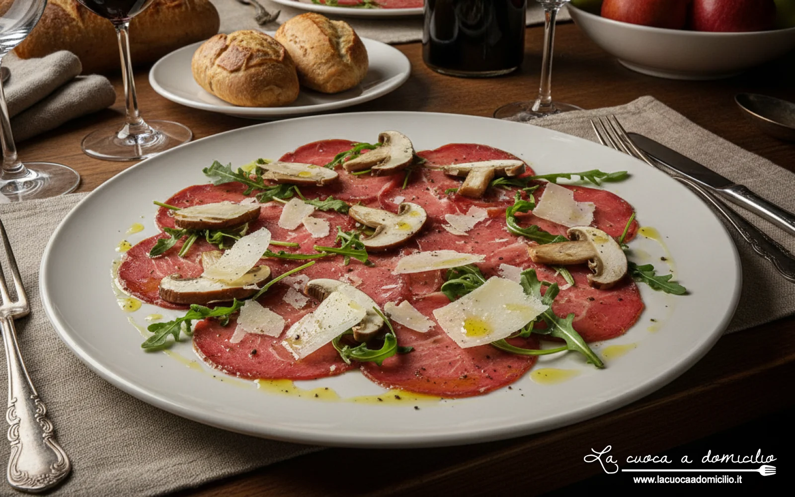 Carpaccio di Carne Salada con Porcini e Trentingrana: Il Gusto Autunnale delle Dolomiti